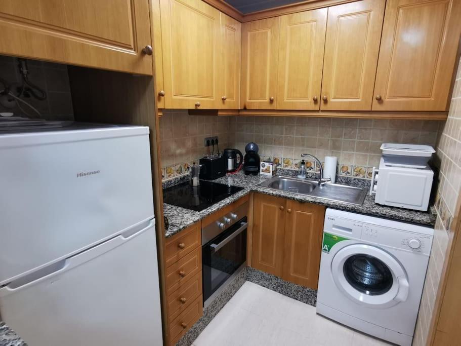 Apartamento Playa Cura ตอร์เรเวียคา ภายนอก รูปภาพ