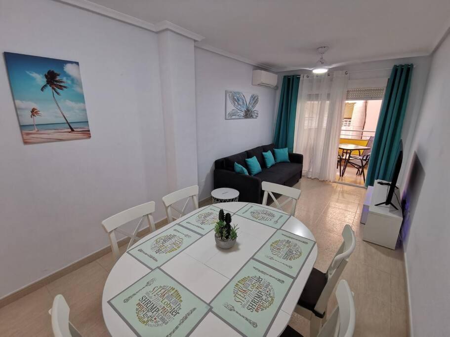 Apartamento Playa Cura ตอร์เรเวียคา ภายนอก รูปภาพ