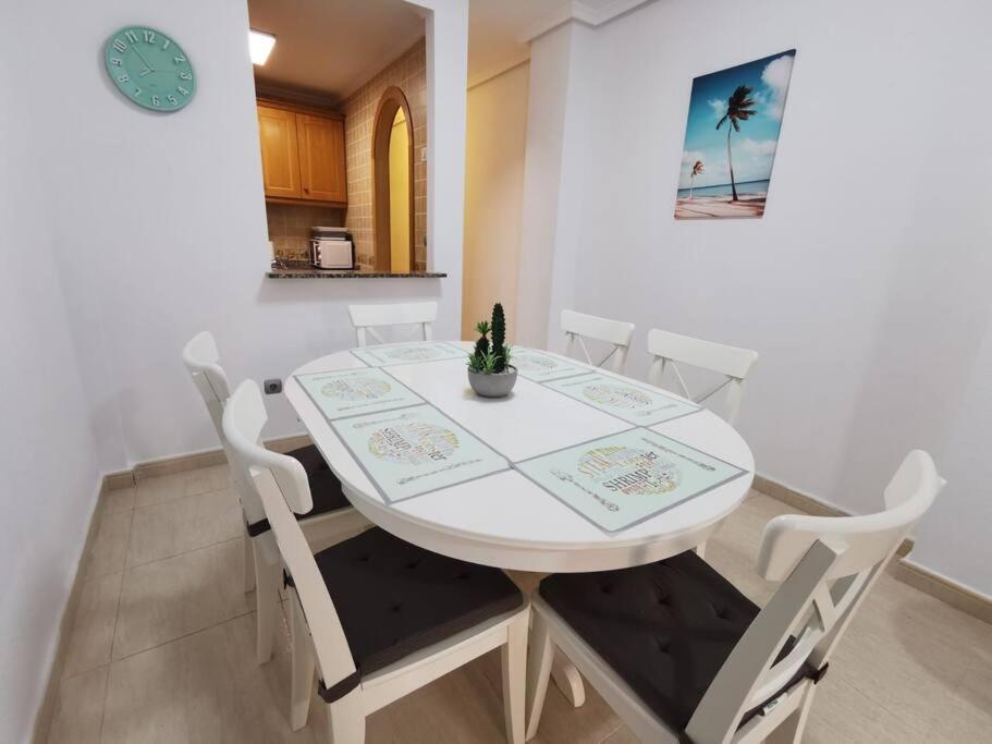 Apartamento Playa Cura ตอร์เรเวียคา ภายนอก รูปภาพ