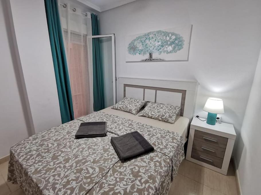 Apartamento Playa Cura ตอร์เรเวียคา ภายนอก รูปภาพ