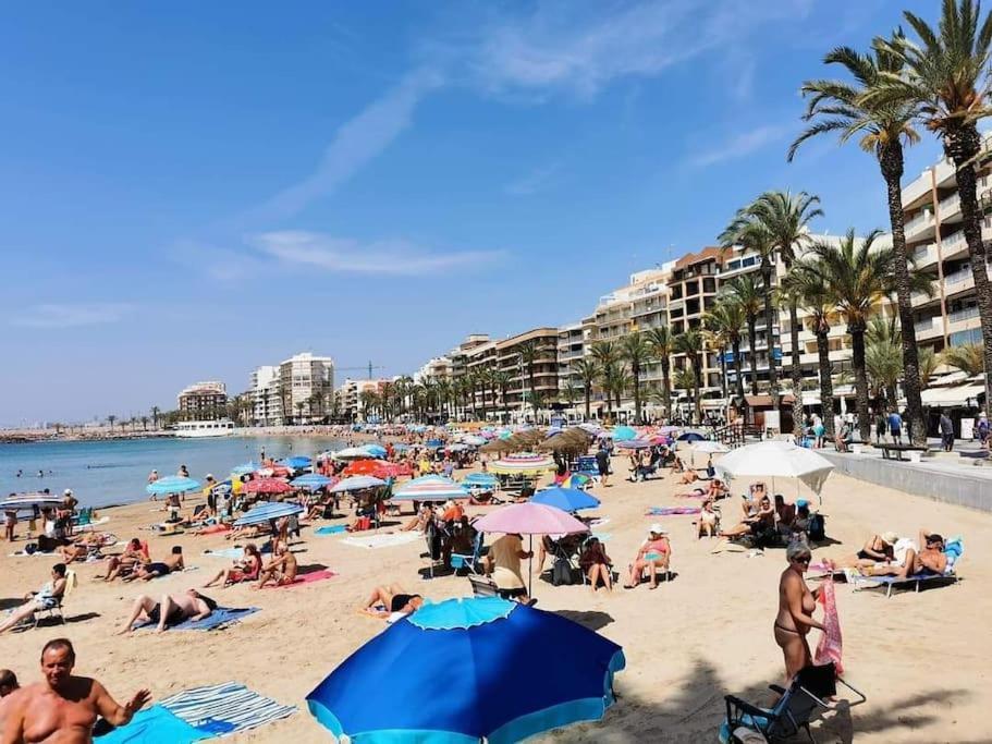 Apartamento Playa Cura ตอร์เรเวียคา ภายนอก รูปภาพ