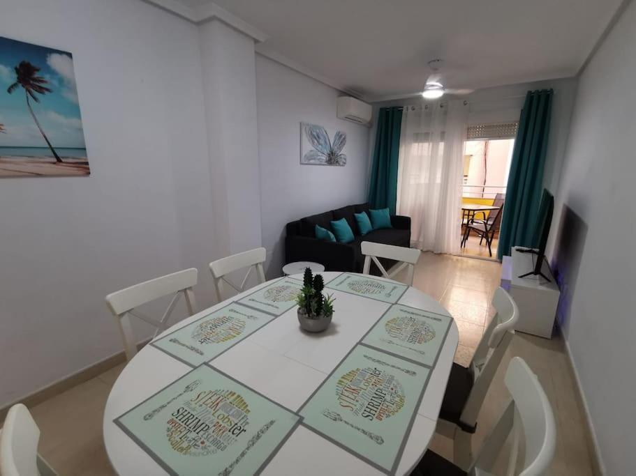 Apartamento Playa Cura ตอร์เรเวียคา ภายนอก รูปภาพ